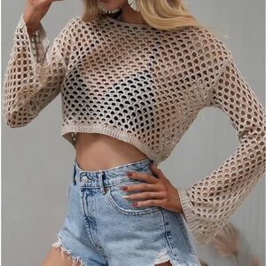 ⚡️3 for $17!⚡️Crochet Long-Sleeved Crop Top